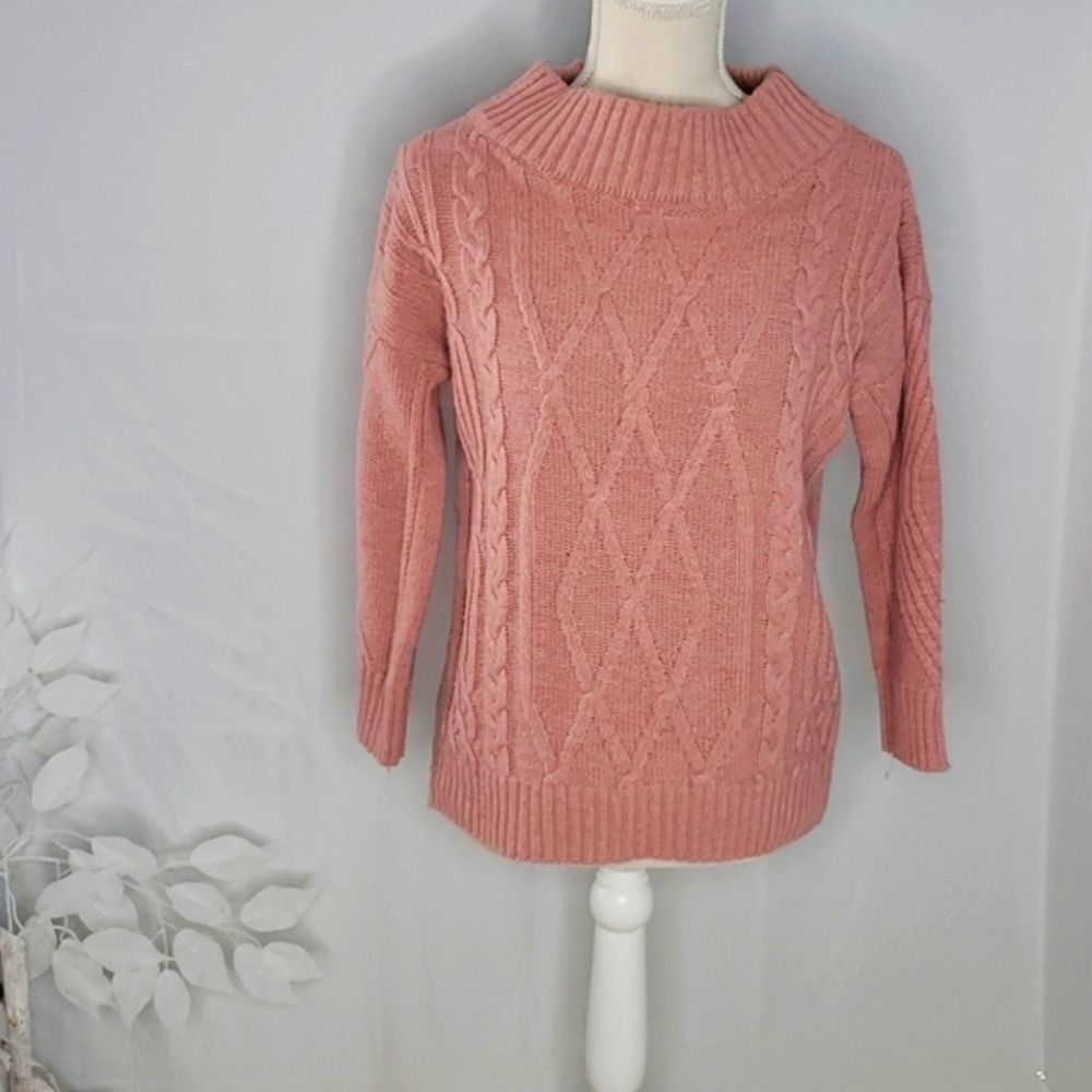 NWOT Long sleeve sweater